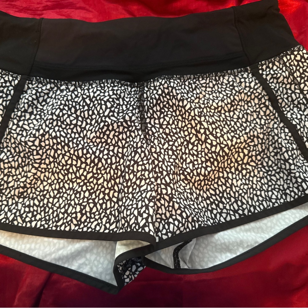Lululemon speed up/run up shorts size 6